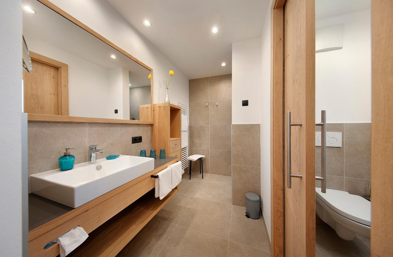 Bathroom 3, Appartement-Hotel Anthea, Bolzano