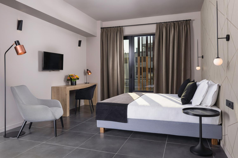 Others 2, Azur Suites, Attica