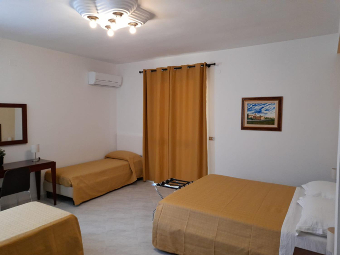 Others 3, Siracusa breakfast & rooms, Syracuse
