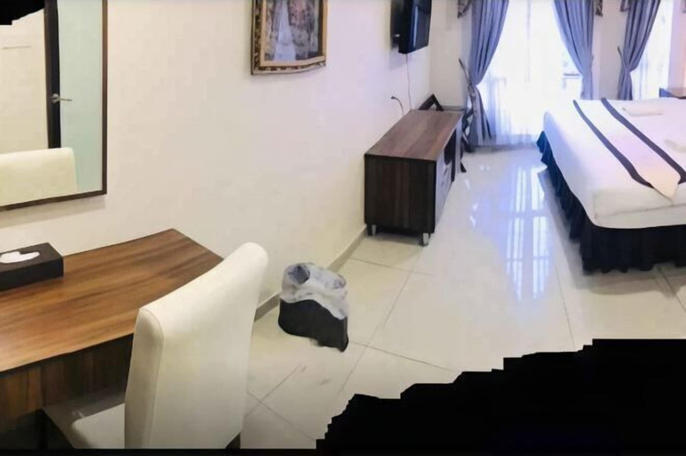 Bedroom 8