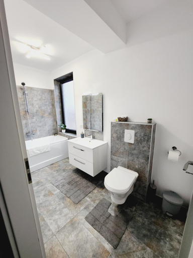 Bathroom 2, Armina's Residence, Dumbravita