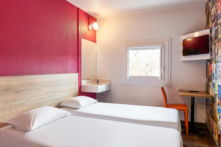 Bedroom 4, hotelF1 Beziers Est, Hérault