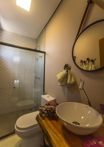 Bathroom 3, Nativos de Minas, Santana do Riacho