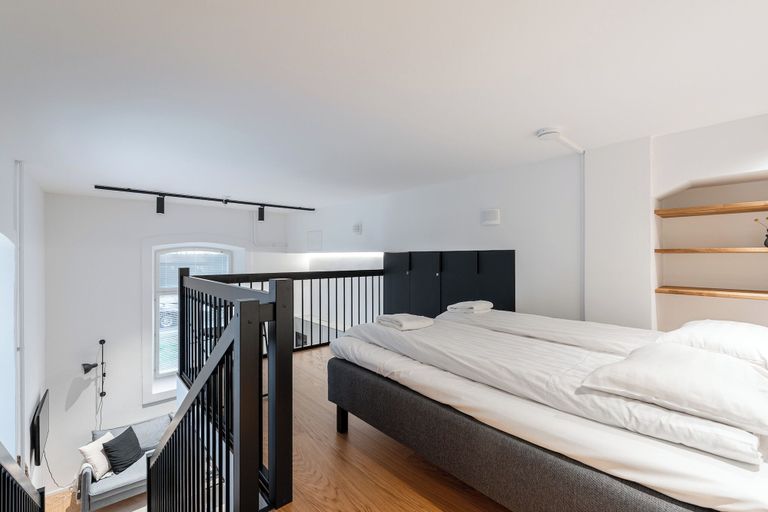 Bedroom 3, Stylish Loft next to City Center & Lake Pyhäjärvi, Pirkanmaa