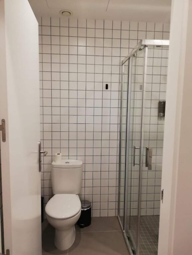 Bathroom 5, VTZ The Botanic Hostel, Zaragoza