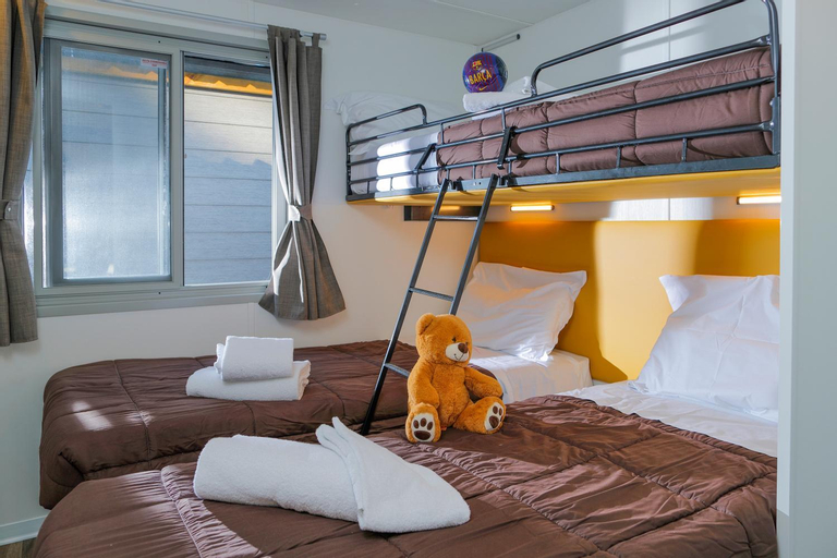 Bedroom 3, hu Norcenni Girasole Village, Florence