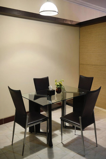 Dining Room 7