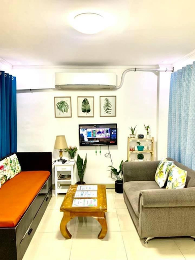 Others 4, Cozy Central - Near arca south signal taguig, Taguig