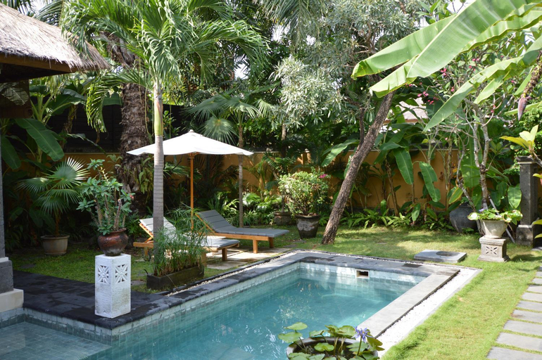 Swimming Pool 10