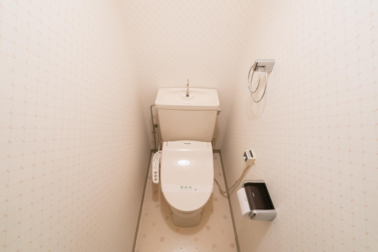 Bathroom 3