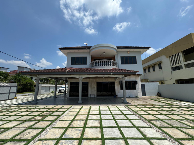 Others 4, Happy Homestay, Kinta