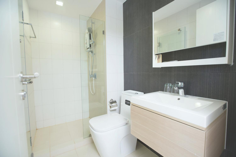 Bathroom 4