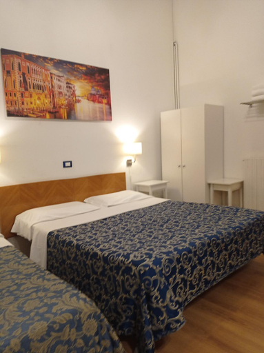 Others 4, Hotel Caneva, Venezia