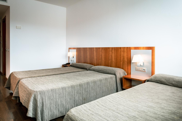 Bedroom 3, AS Porta de Barcelona, Barcelona