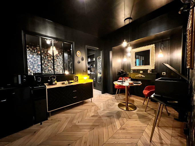 Others 5, Love Room Secrete Les Petits Plaisirs, Maine-et-Loire