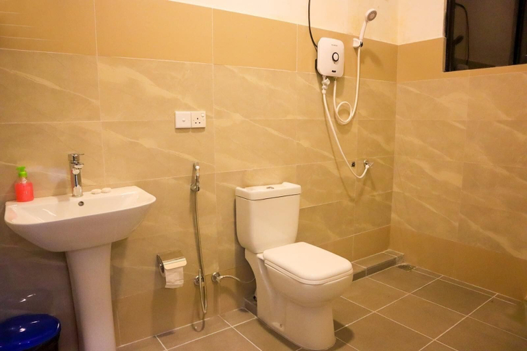 Bathroom 4, Sesali Residences, Kundasale