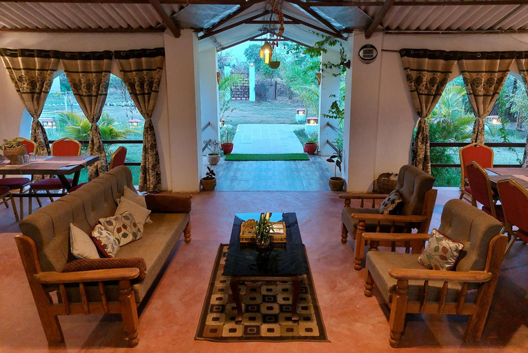 Public Area 4, Grand Narmada Jungle Homestay Resort - Bandhavgarh, Umaria