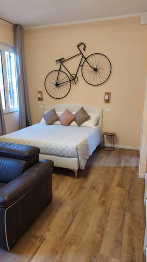 Bedroom 13