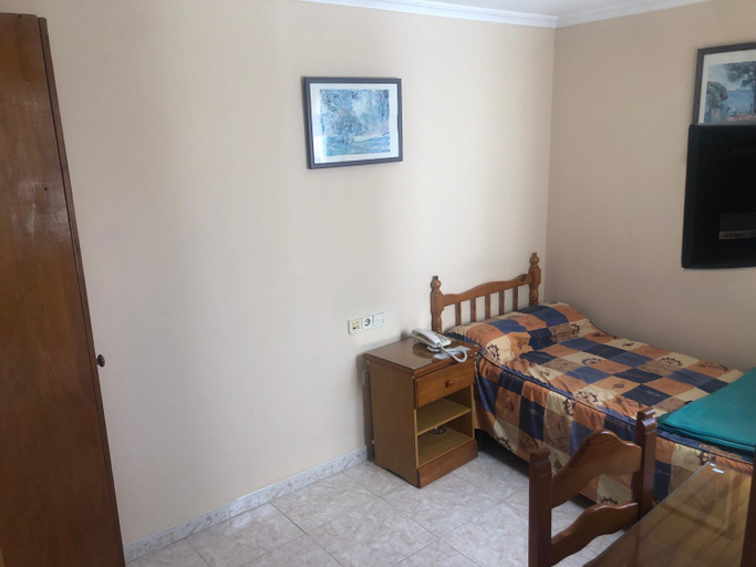 Others 3, Hostal ALGECIRAS, Cádiz
