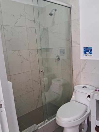 Bathroom 4, LAS FRAGATAS CASA HOTEL, Contralmirante Villar
