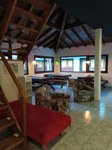 Others 3, Hostel de la Plaza, General Alvarado