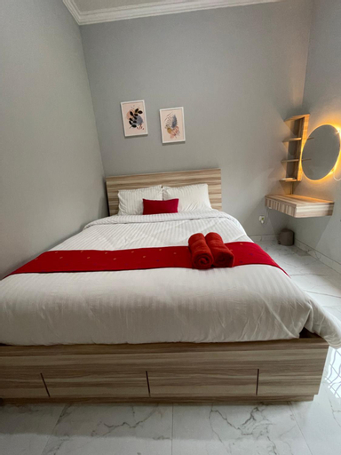 Bedroom 8