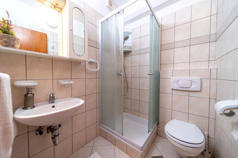 Bathroom 2, Apartments Residence Astoria, Lopar/Supetarska Draga