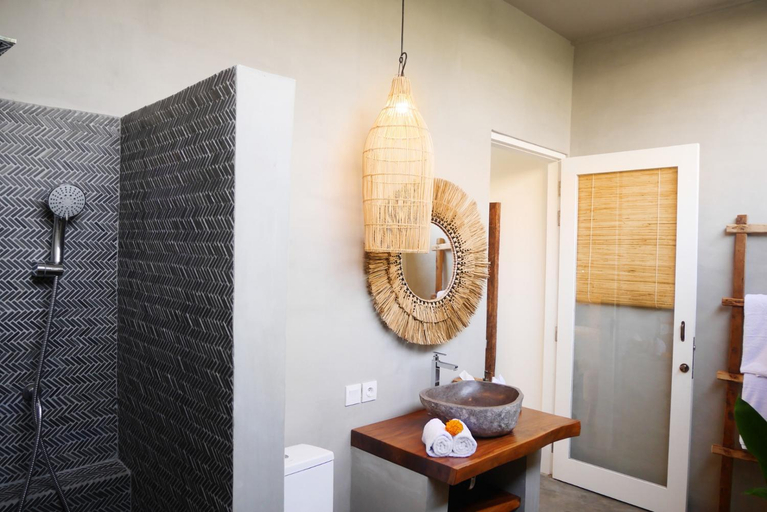 Bathroom 3, AMAR Beach Boutique Hotel, Badung