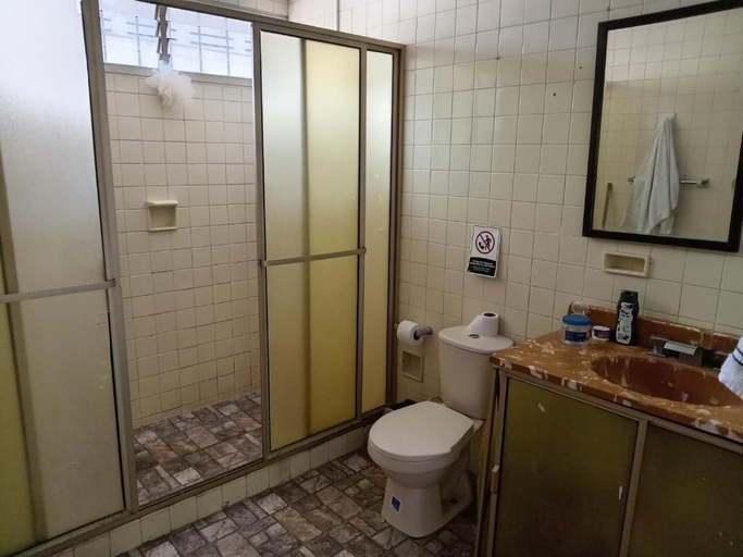 Bathroom 3, Linda Casa Vacacional Andy-Cali, Yumbo