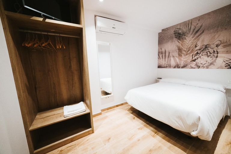 Others 2, SUITES BERRUETA , Plaza Mayor by Albany, León