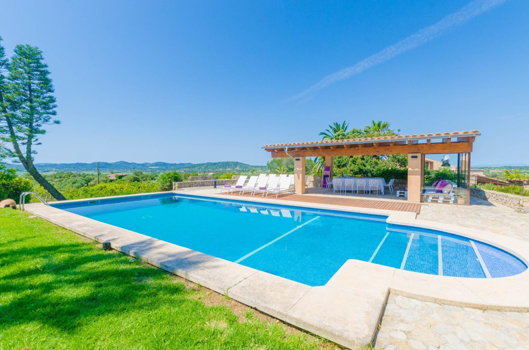 Others 4, Finca Can Setri, Baleares
