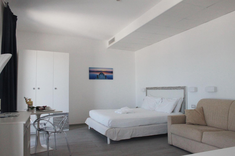 Bedroom 3, Hotel Miramare, Ragusa