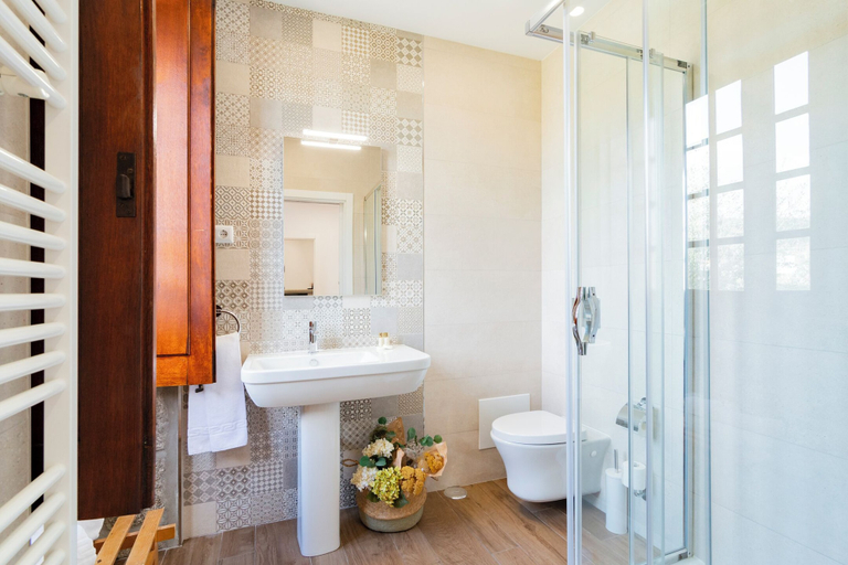 Bathroom 3, Casa do Bóco, Oliveira do Hospital