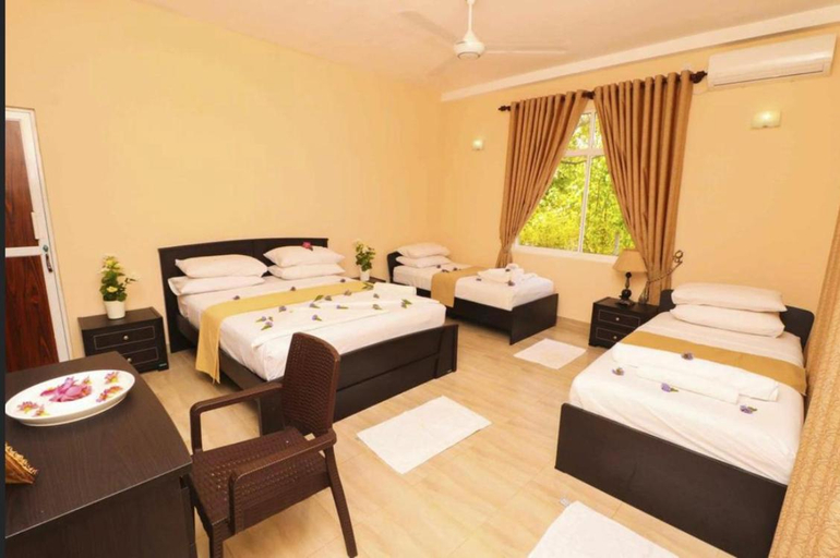 Bedroom 3, Peacock Resort, N. Palatha Central