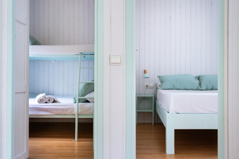 Bedroom 3, Kampaoh Hostel El Palmar, Cádiz