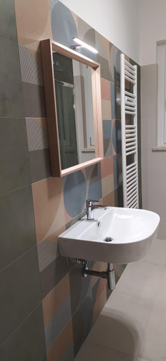 Bathroom 2, b&b Telesilla, Benevento