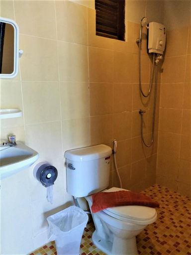 Bathroom 5, Uphill Cottage, Mueang Krabi
