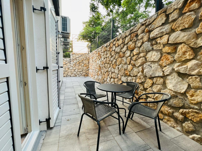 Others 3, Apartmani AViS, Crikvenica