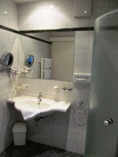 Bathroom 3, Barnsteinhof - Gasthof mit Herz, Rohrbach im Mühlkreis