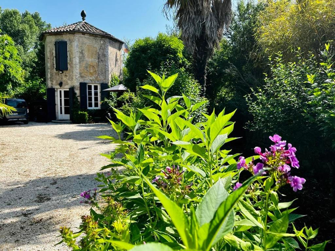 Others 3, Les Gites et la Chambre de Labahou SPA, Gard