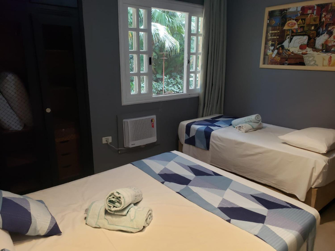 Bedroom 3, Amarilis Flat Maravilhoso - dentro de Riviera, com servico de hotelaria, sauna e piscinas climatizad, Bertioga