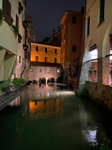 Others 5, 19 Borgo Cavour, Treviso