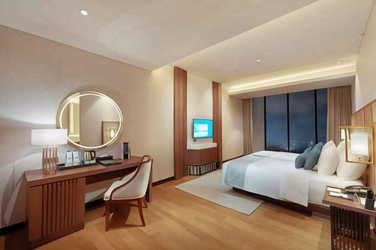 Bedroom 13