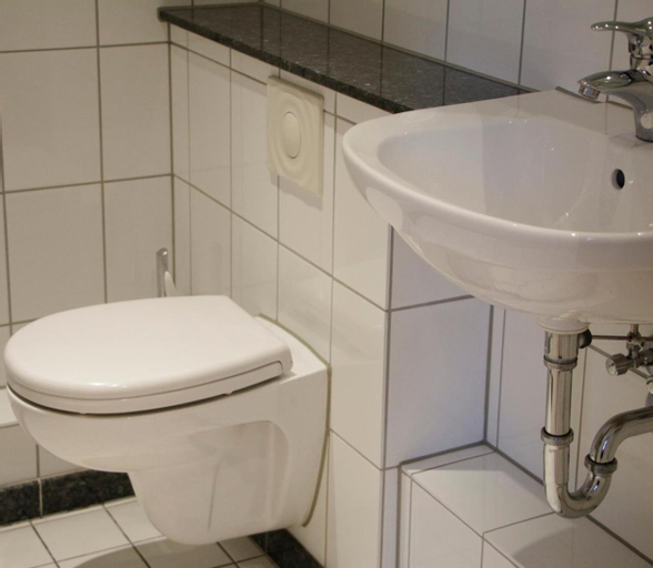 Bathroom 3