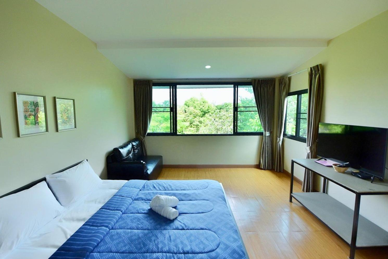 Bedroom 11
