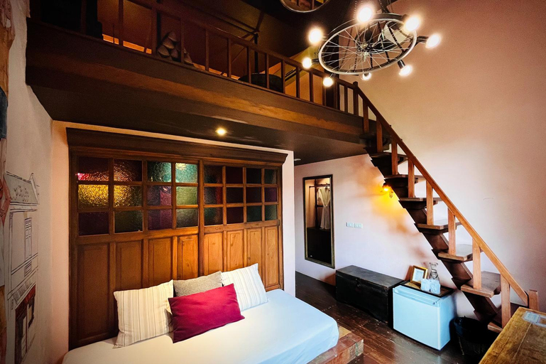 Bedroom 12