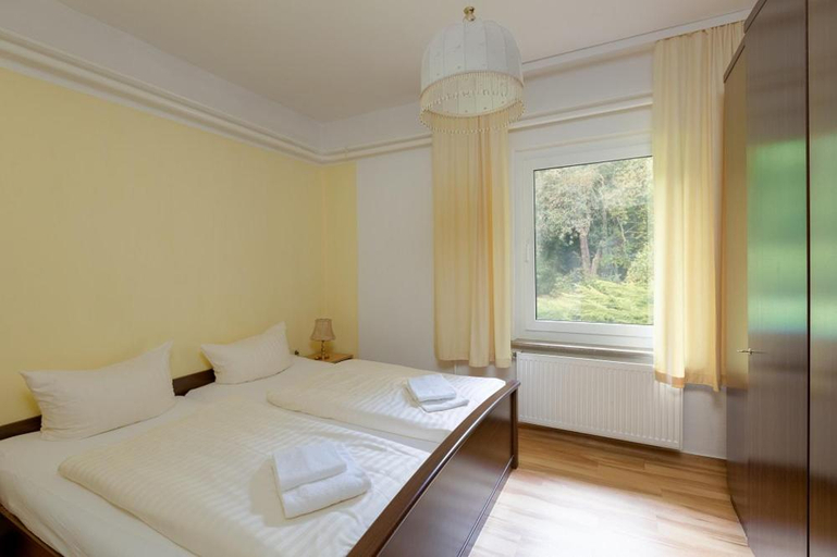 Bedroom 4, Waldhotel & Restaurant Stieglitzenkrug, Mecklenburgische Seenplatte