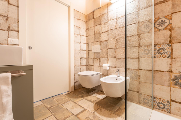 Bathroom 3, Appartamenti La Corte, Trento
