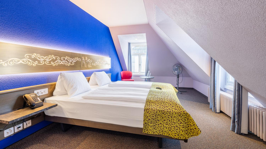 Bedroom 13