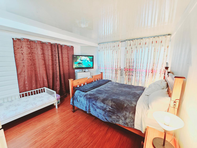 Bedroom 13